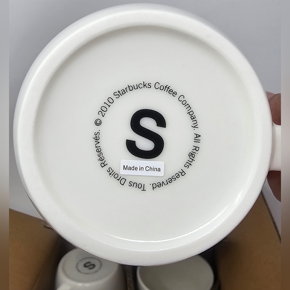 Starbucks New 8 oz White Embossed Siren Mermaid Logo Coffee Cups 2010 Set NIB - Picture 4 of 10